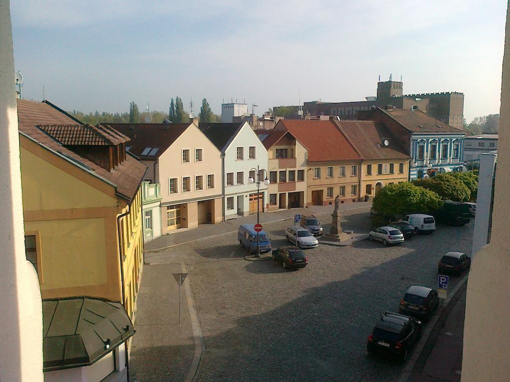 Hotel Mrazek Pardubice Exterior photo